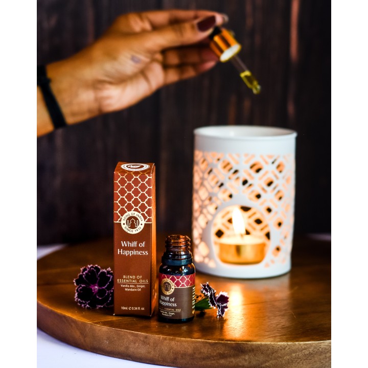 10 ml. Essential Oil Blend in Amber Glass Bottle with Whiff of Happiness