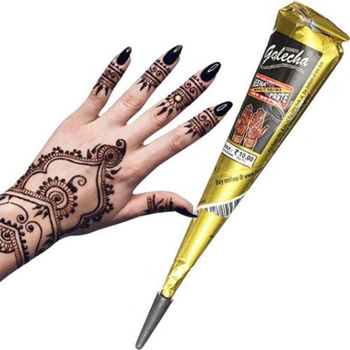 Henna w Rożku do aplikacji - kolor Czarny - do mehandi sztuki zdobienia ciała, 25g. Golecha
