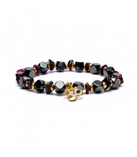 Hematite/garnet facet bracelet with ohm elastic -- 0.5cm 7cm