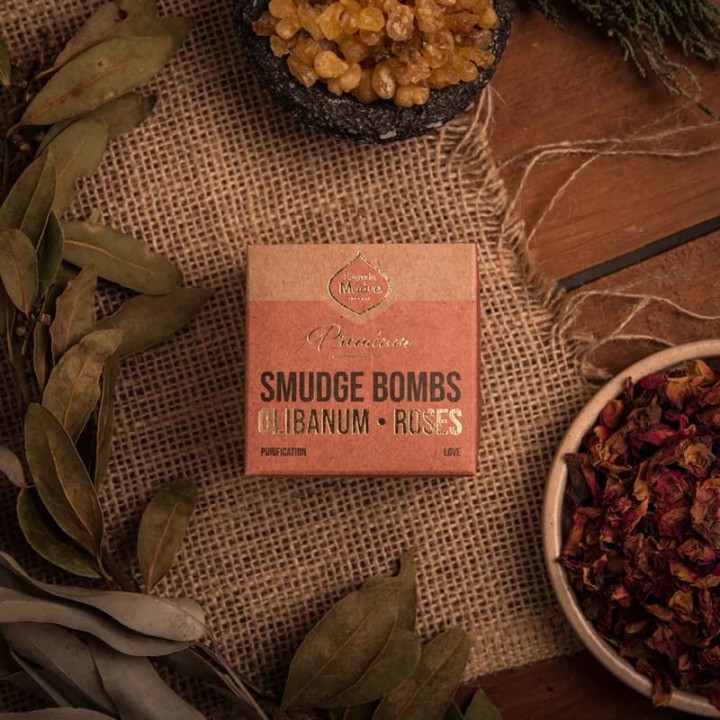 Sagrada Madre Premium Smudge Bomb Olibanum & Roses -- ±65g