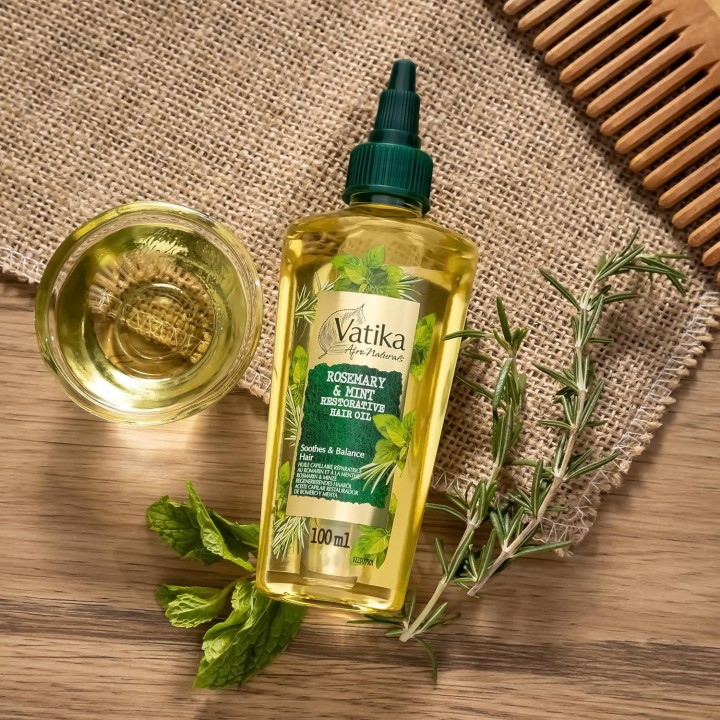 Olejek do włosów Rozmaryn Mięta Rosemary Mint 100 ml VATIKA DABUR
