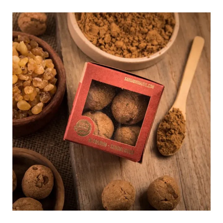 Bomby snużące premium  Olibanum & Sandałowiec 8 sztuk 65g Sagrada Madre