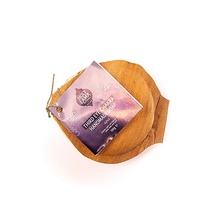 Mydło Third Eye 6 Chakra w liściu palmowym 100g Holy Lama Naturals