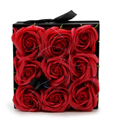 Bukiet Kwiatów Mydlanych 9 Czerwonych Róż w Pudełku Prezentowym - zdjęcie główne produktu
