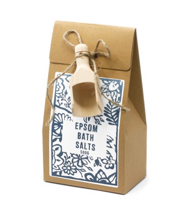 Sól do kąpieli Epsom 500 g bezzapachowa z drewnianą miarką - zdjęcie główne produktu