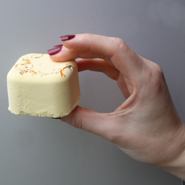 Aromaterapeutyczna kostka pod prysznic 70 g Na koncentracje mieta cytryna
