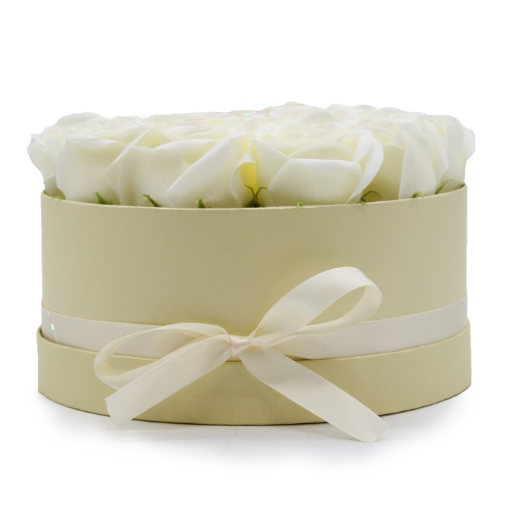 Bukiet Kwiatow Mydlanych 14 Kremowych Roz Okragly Prezentowy 400 g