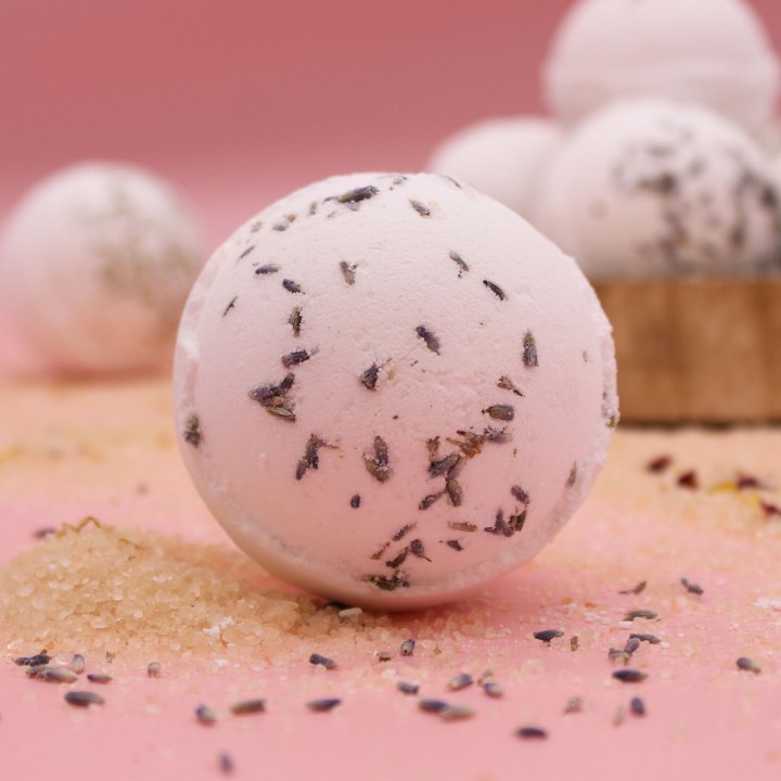 Kula do kąpieli z solą himalajską Relax Lawenda i Olej Jojoba 180 g